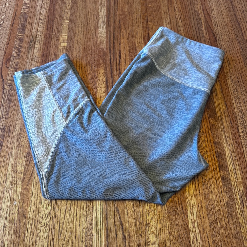 Free People cropped gray leggings, size medium